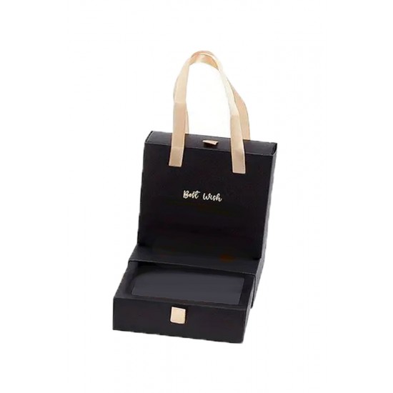 Медальон с ръчно рисувано изображение на Света Богородица