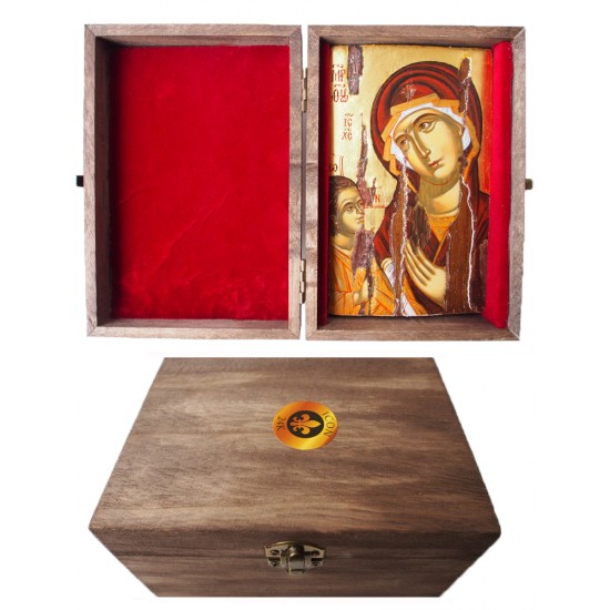 Икона „Света Богородица Пътеводителка“ в дървена кутия