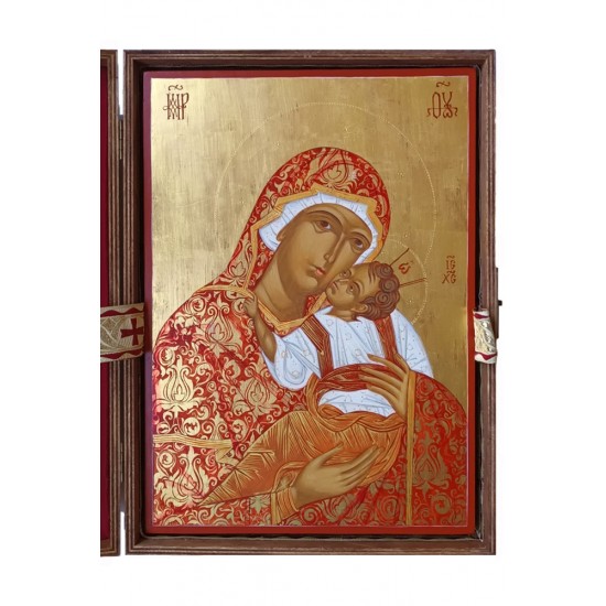  Икона „Света Богородица Умиление“ в дървена кутия