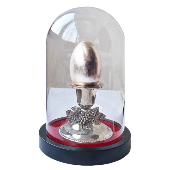 Икона "Божия Агнец" върху дървено яйце