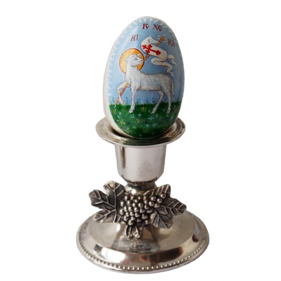 Икона "Божия Агнец" върху дървено яйце